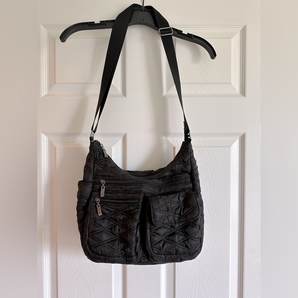 BAGGILLINI Black Quilted Multi Pocket Crossbody - Picture 2 of 11